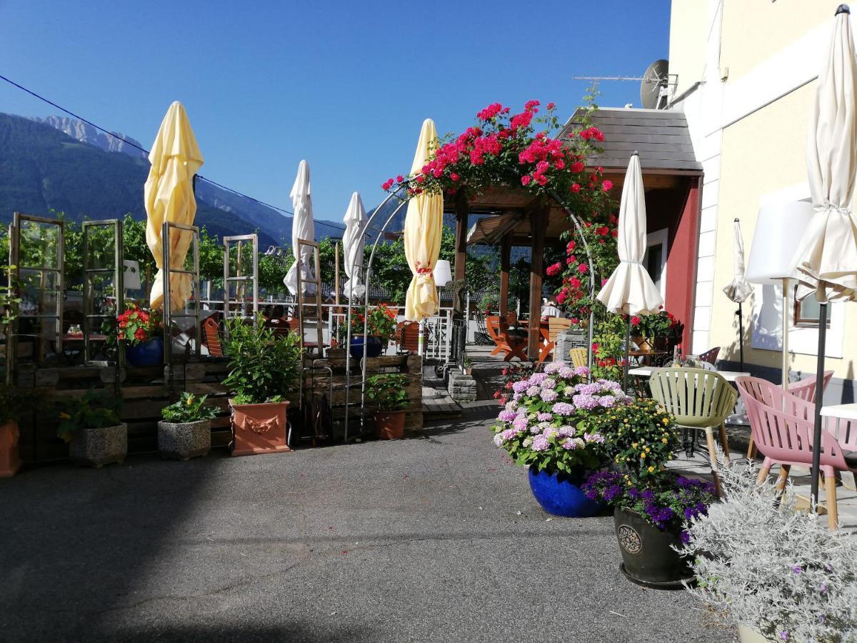 Gasthof Zur Schmiede Berg im Drautal Extérieur photo